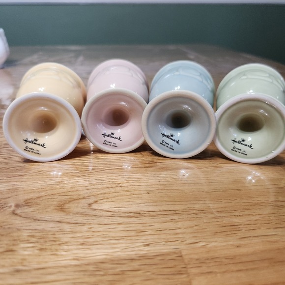 Hallmark Ceramic Easter Egg Cups w/bunny motif set of 4- pastel colors, 3" tall - Picture 4 of 4